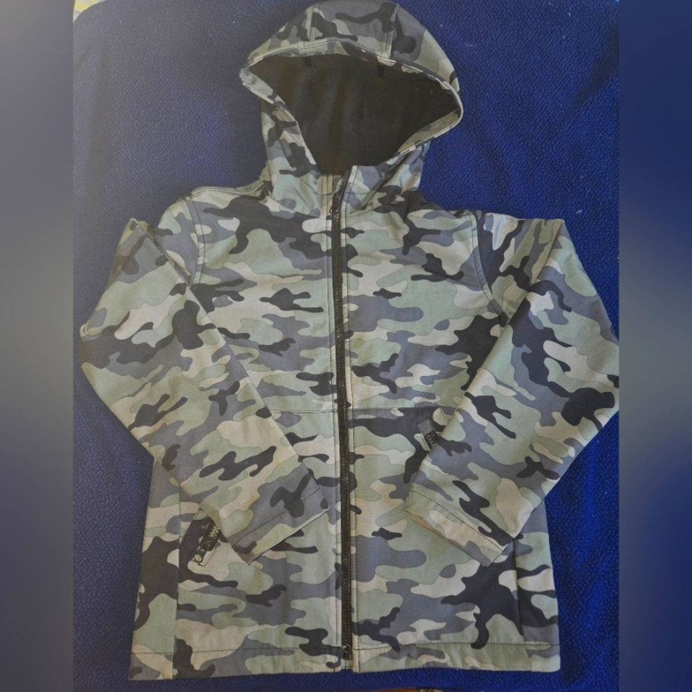 Kids Camouflage Hooded Jacket